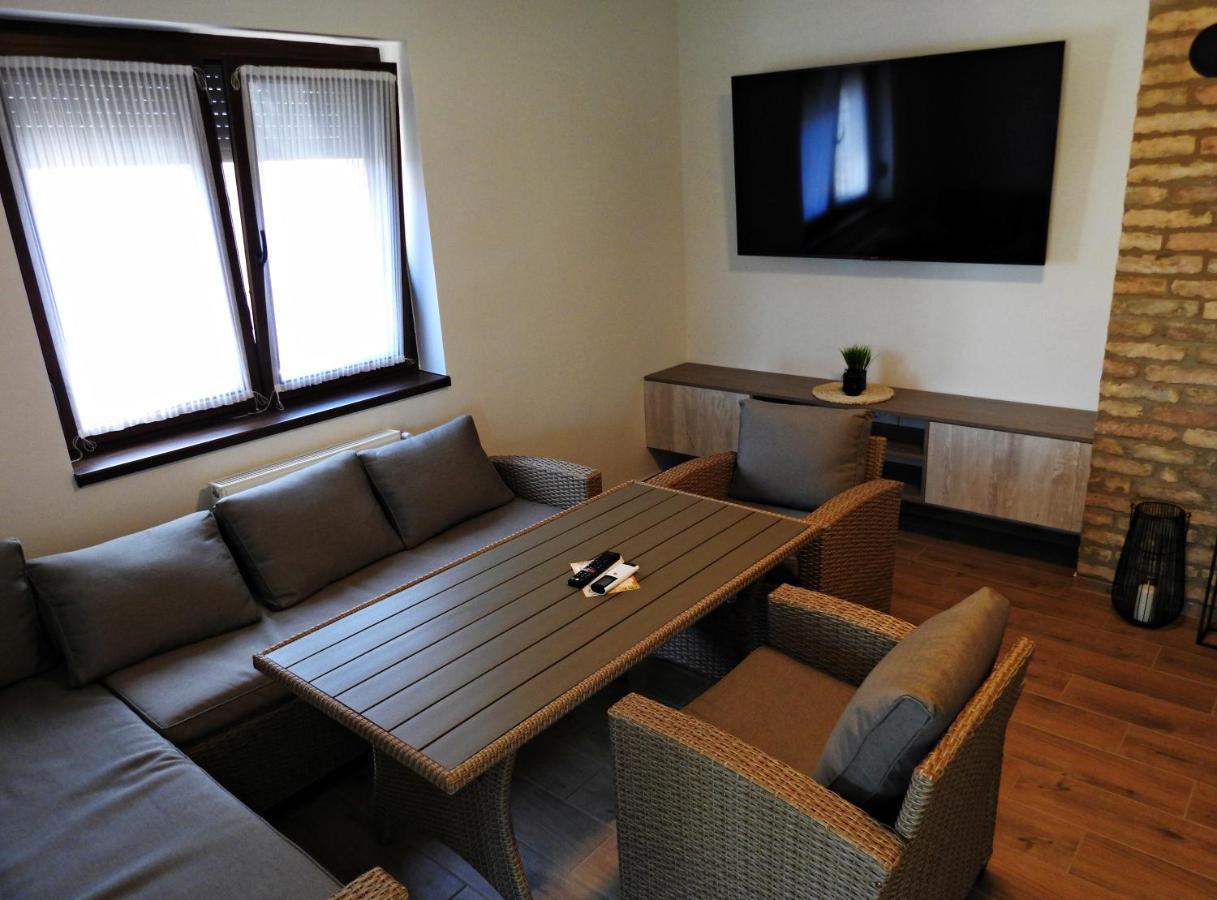 Kukorica Csarda Apartman 2 Balatonujlak Ngoại thất bức ảnh
