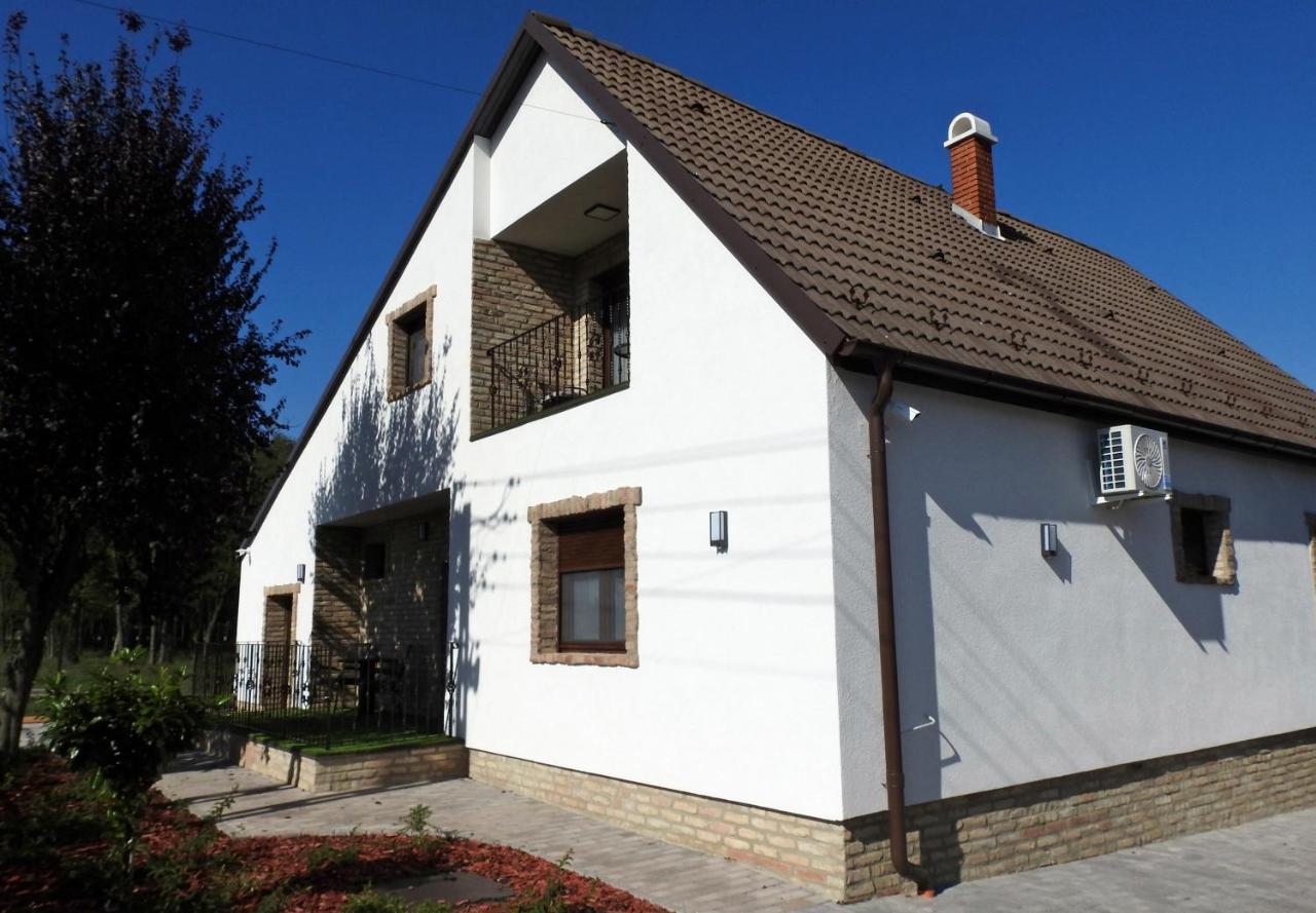 Kukorica Csarda Apartman 2 Balatonujlak Ngoại thất bức ảnh